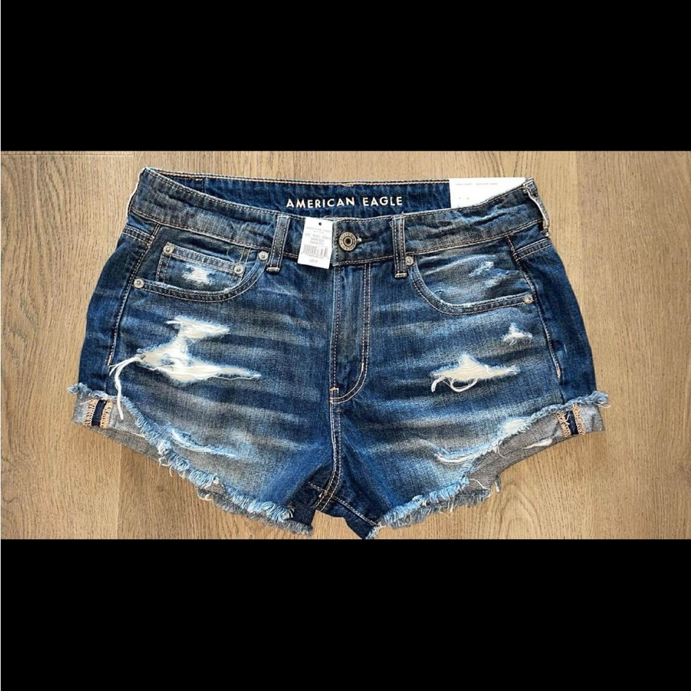 American Eagle Outfitters Women's Distressed Dark Blue Denim Shorts size 6